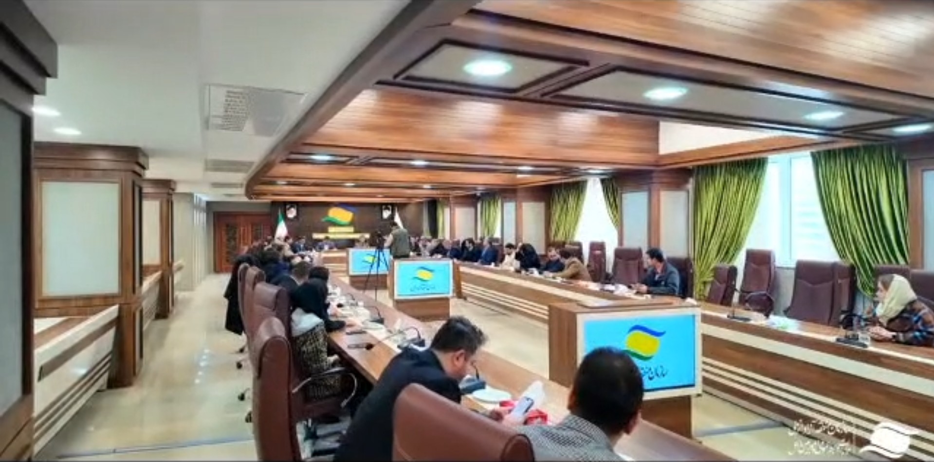 بررسی چالش‌های کالای همراه مسافر در منطقه آزاد انزلی